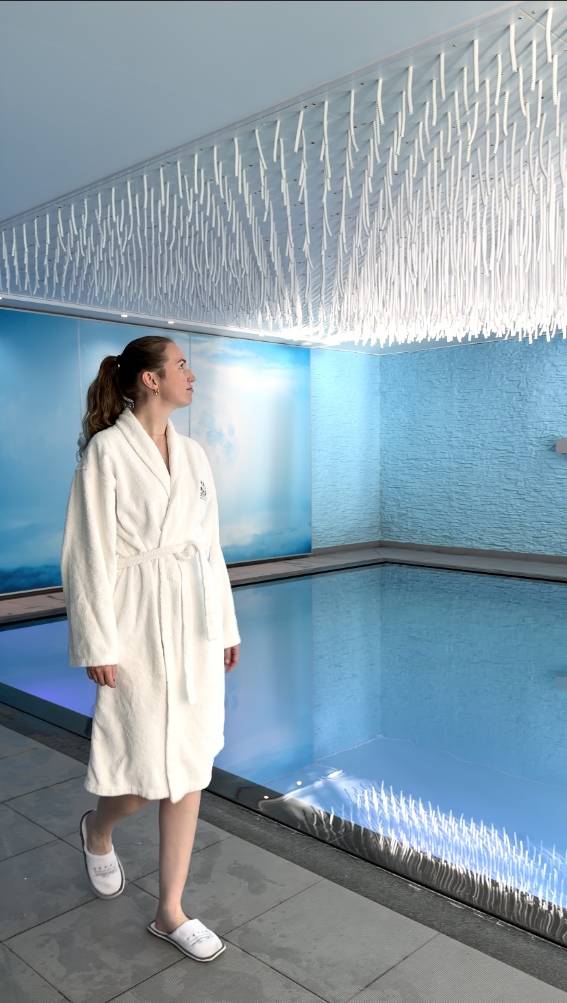 Piscine intérieure & jacuzzi